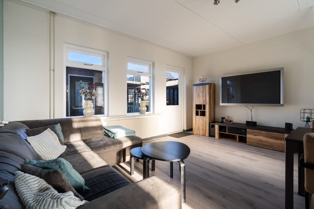 Foto 8 van Barwoutswaarder 24