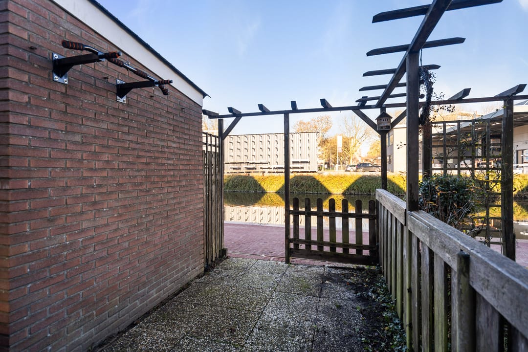 Foto 16 van Barwoutswaarder 24