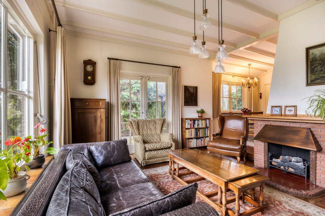 Photo 7 of Beatrixstraat 8