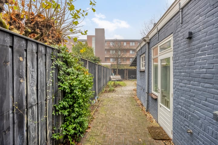 Photo 31 of Julianalaan 9