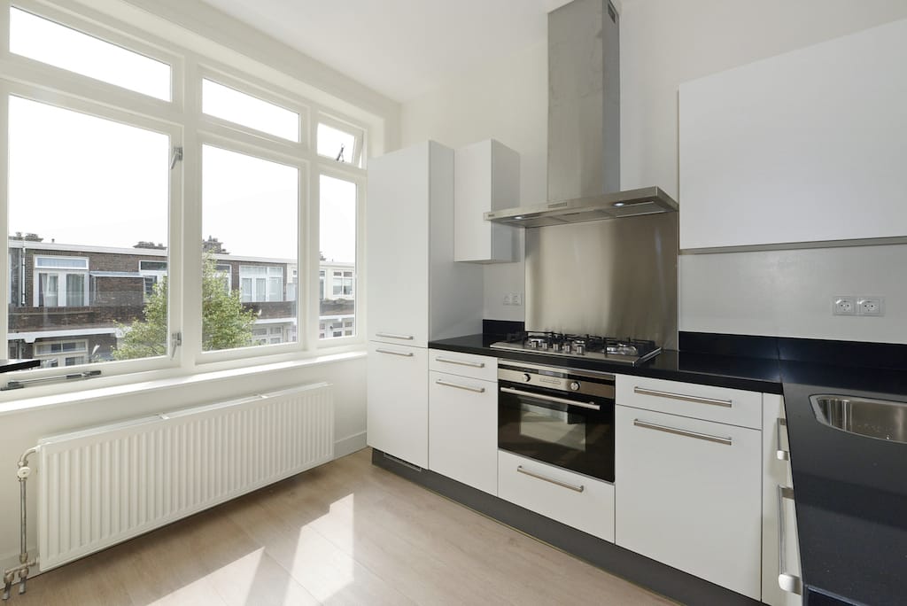 Foto 18 van van de Wateringelaan 42