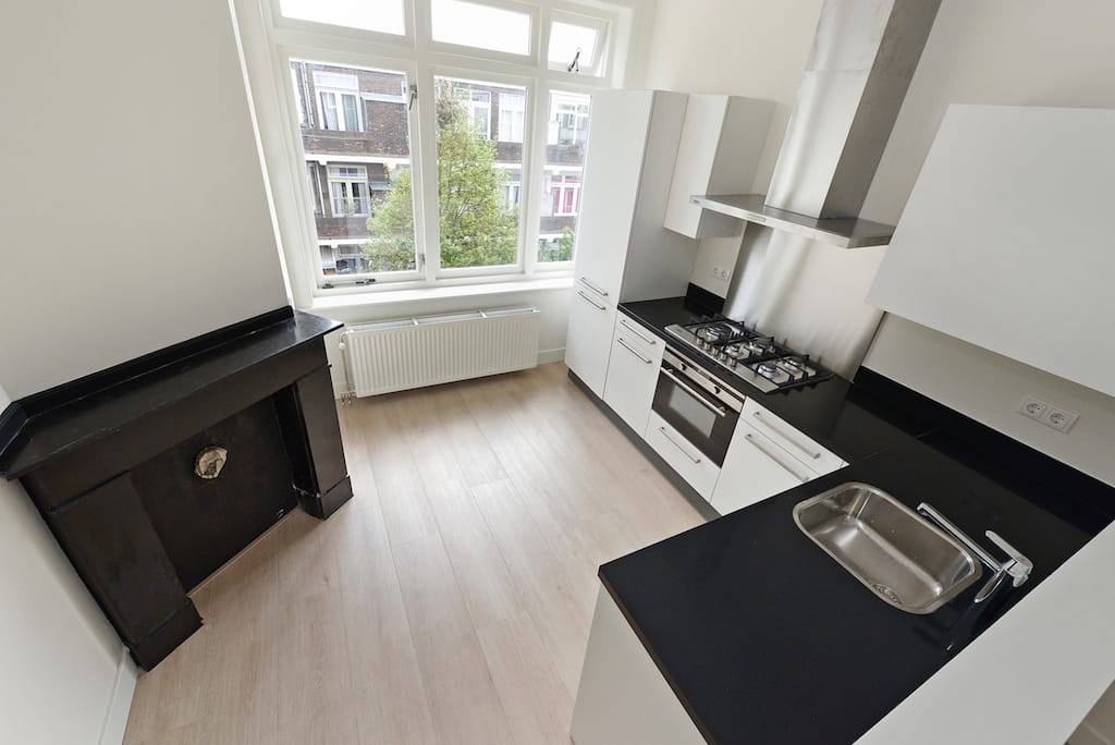 Foto 19 van van de Wateringelaan 42