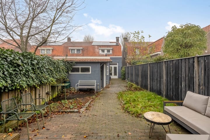 Photo 39 of Julianalaan 9