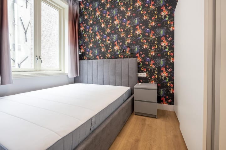 Photo 11 of Nieuwmarkt 24-1