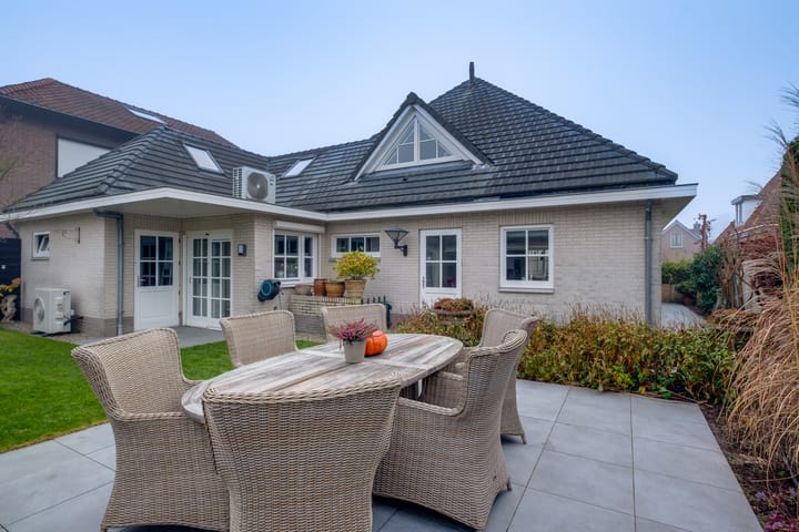 Foto 35 van Albert Hahnweg 30