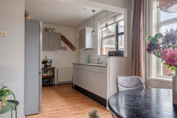 Photo 11 of Breeuwerstraat 20