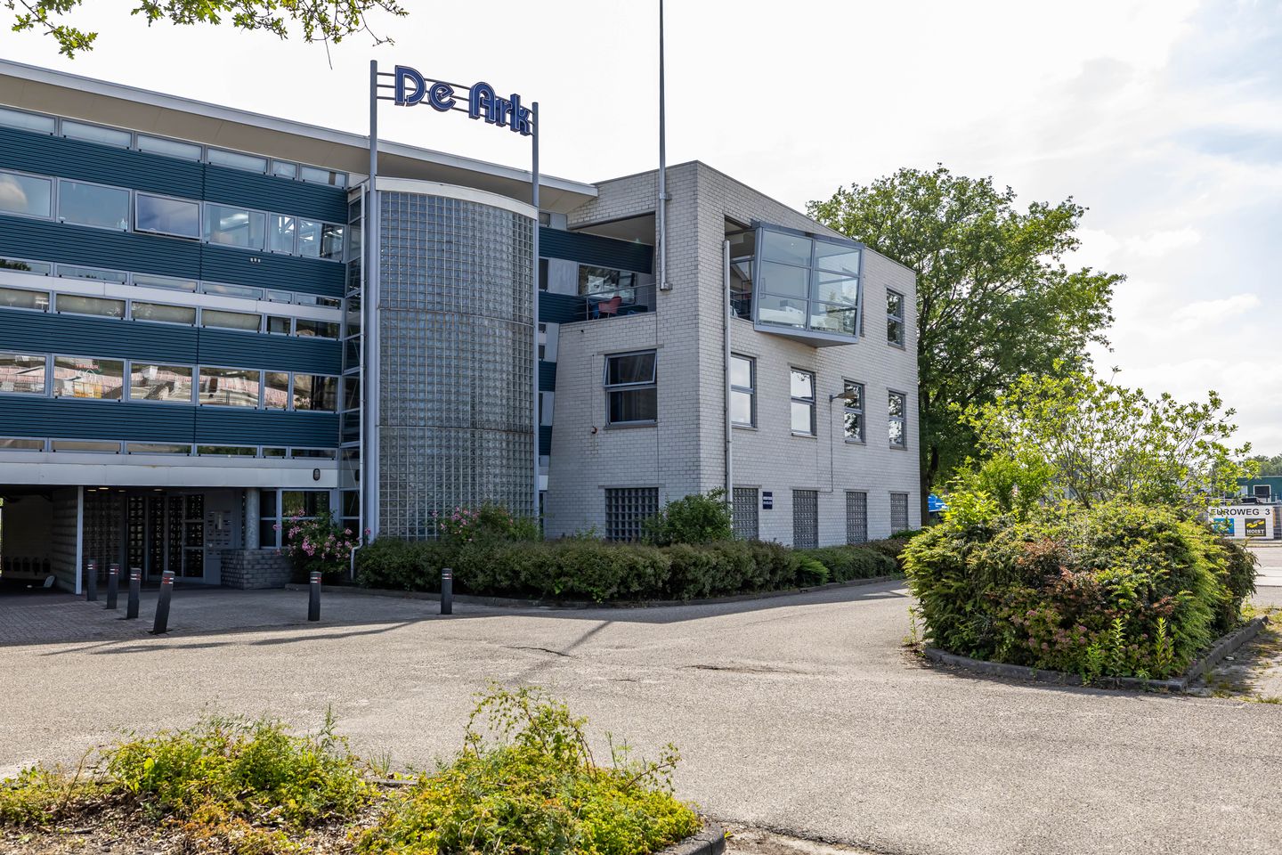 View photo 5 of Euroweg 5