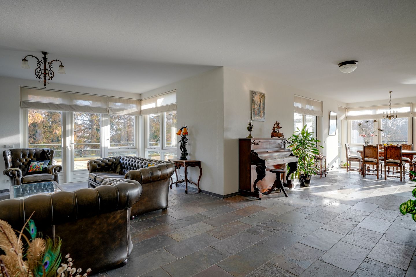 Foto 10 van Hoofdweg 3-J