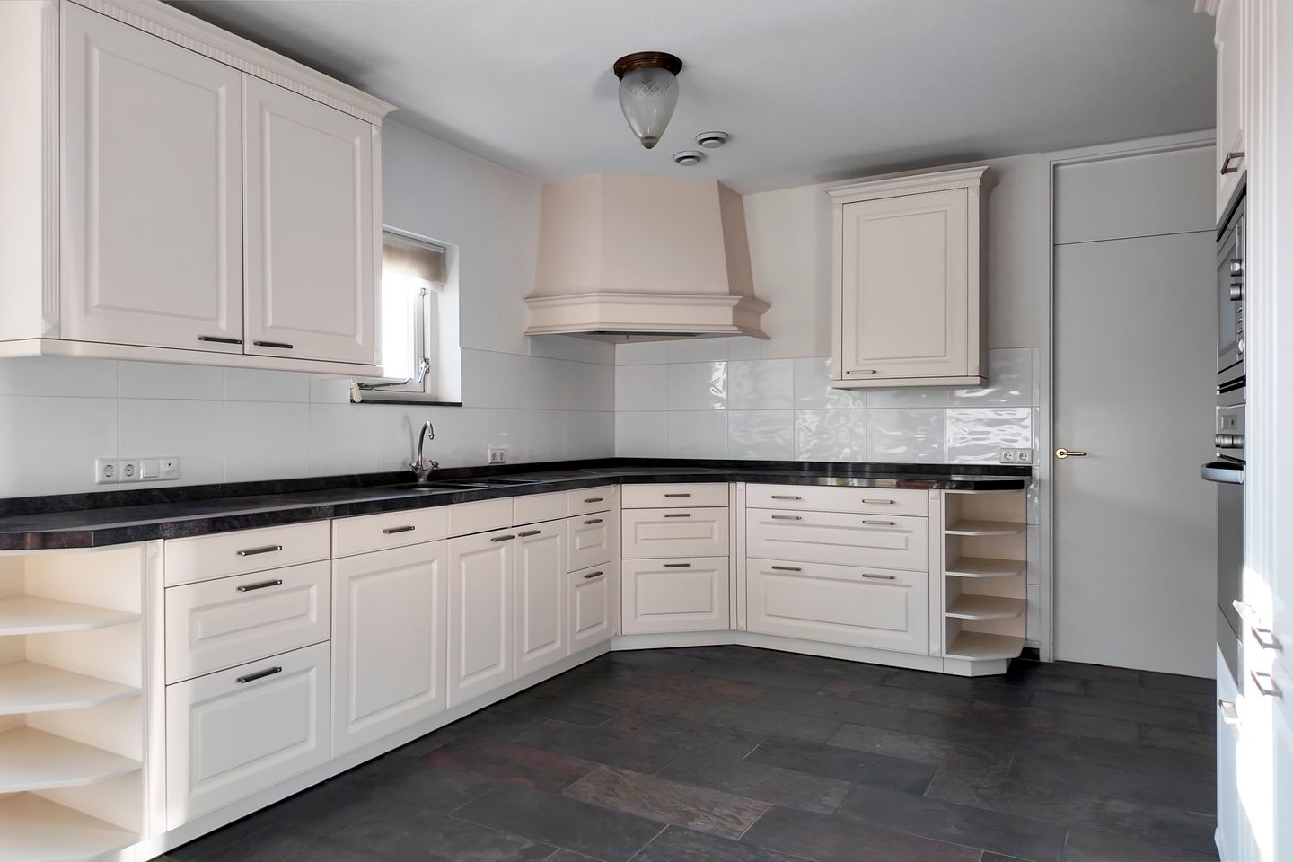 Foto 20 van Hoofdweg 3-J