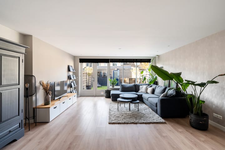 Photo 2 of Charley Tooroplaan 22