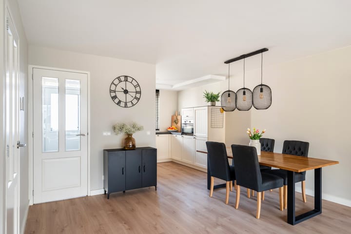 Photo 9 of Charley Tooroplaan 22