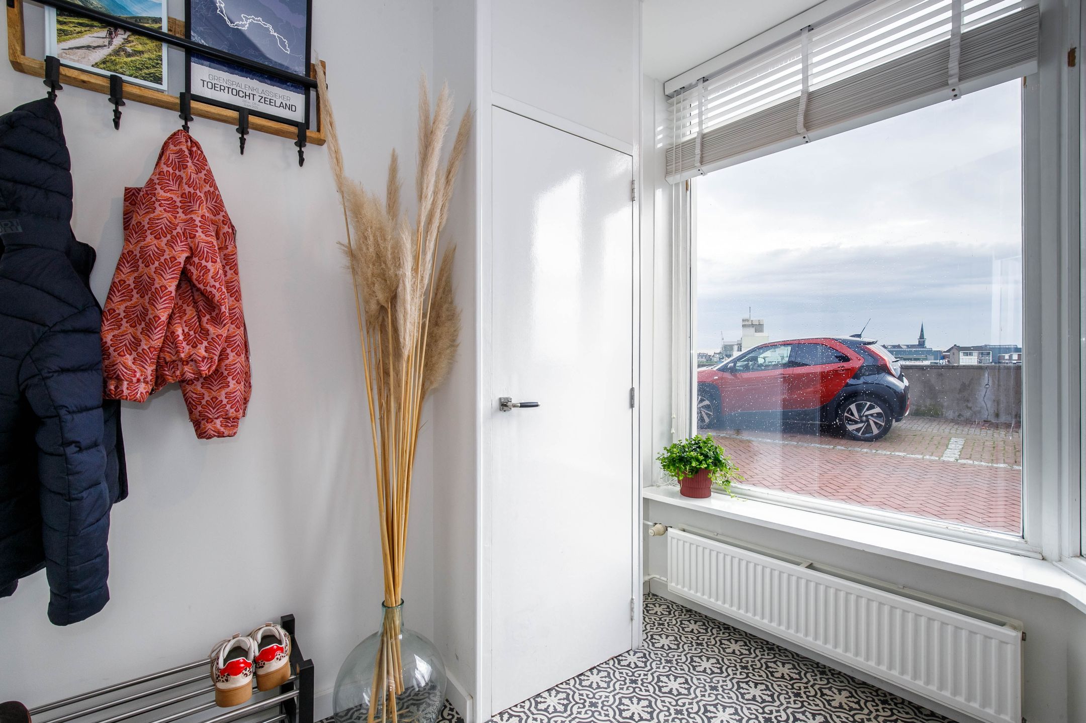 Photo 9 of Voorstraat 64