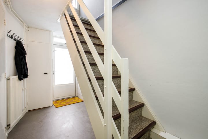 Foto 28 van Voorstraat 64