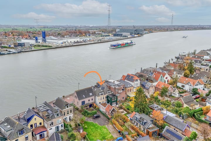 Foto 45 van Voorstraat 64