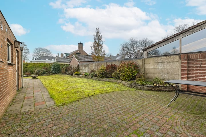 Foto 2 van van Oosterhoutstraat 27