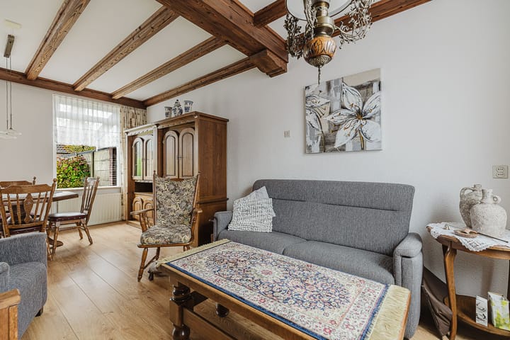 Foto 21 van van Oosterhoutstraat 27