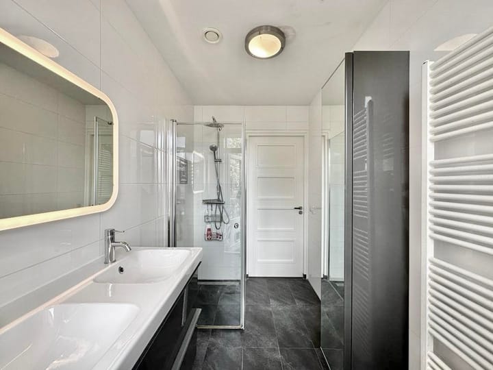 Photo 14 of Baffinstraat 10-3