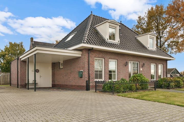 Photo 4 of ds.Laurentiusstraat 1