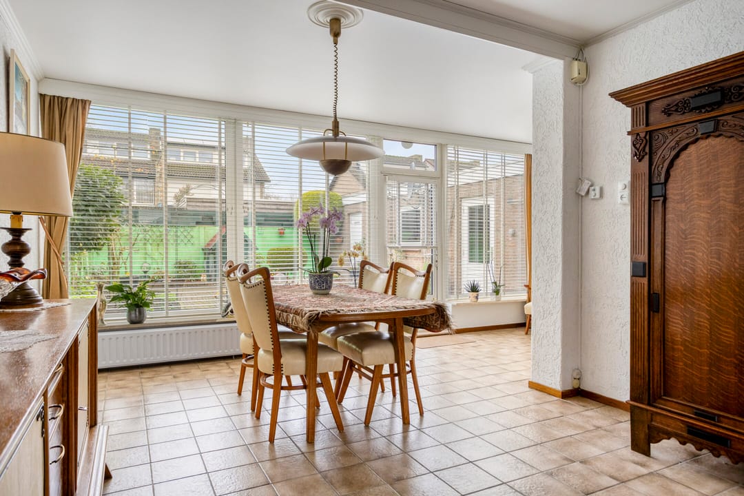 Foto 7 van Burgemeester van der Weidenlaan 35