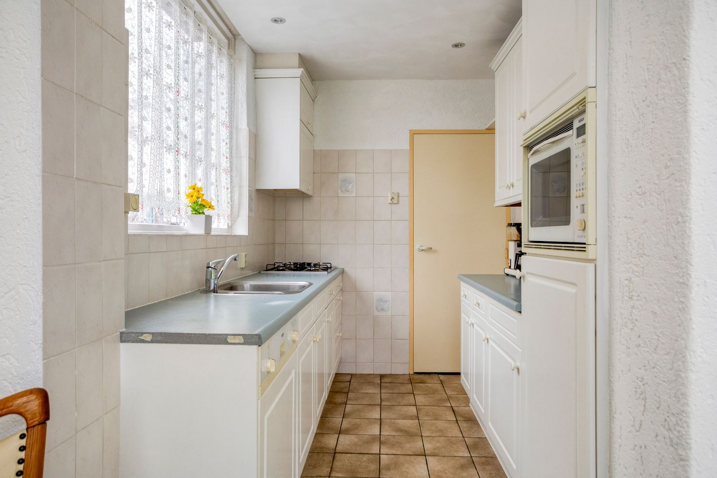 Foto 10 van Burgemeester van der Weidenlaan 35