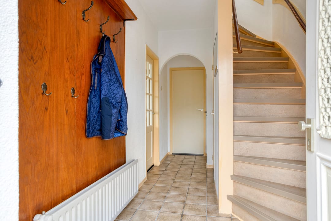 Foto 13 van Burgemeester van der Weidenlaan 35