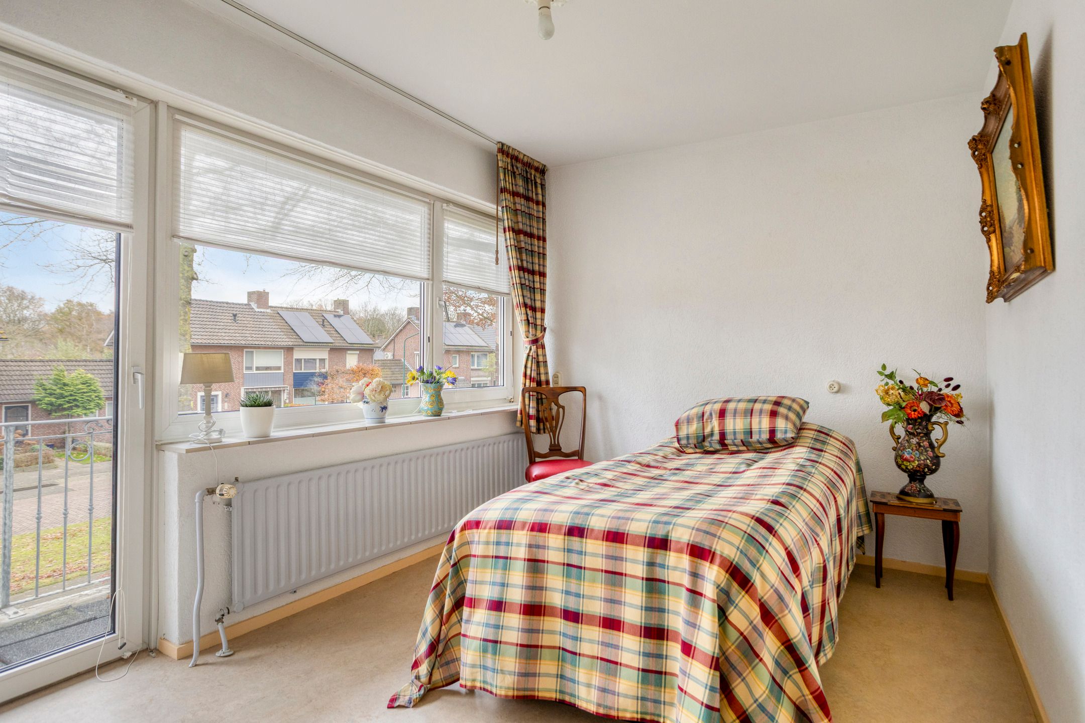 Foto 15 van Burgemeester van der Weidenlaan 35