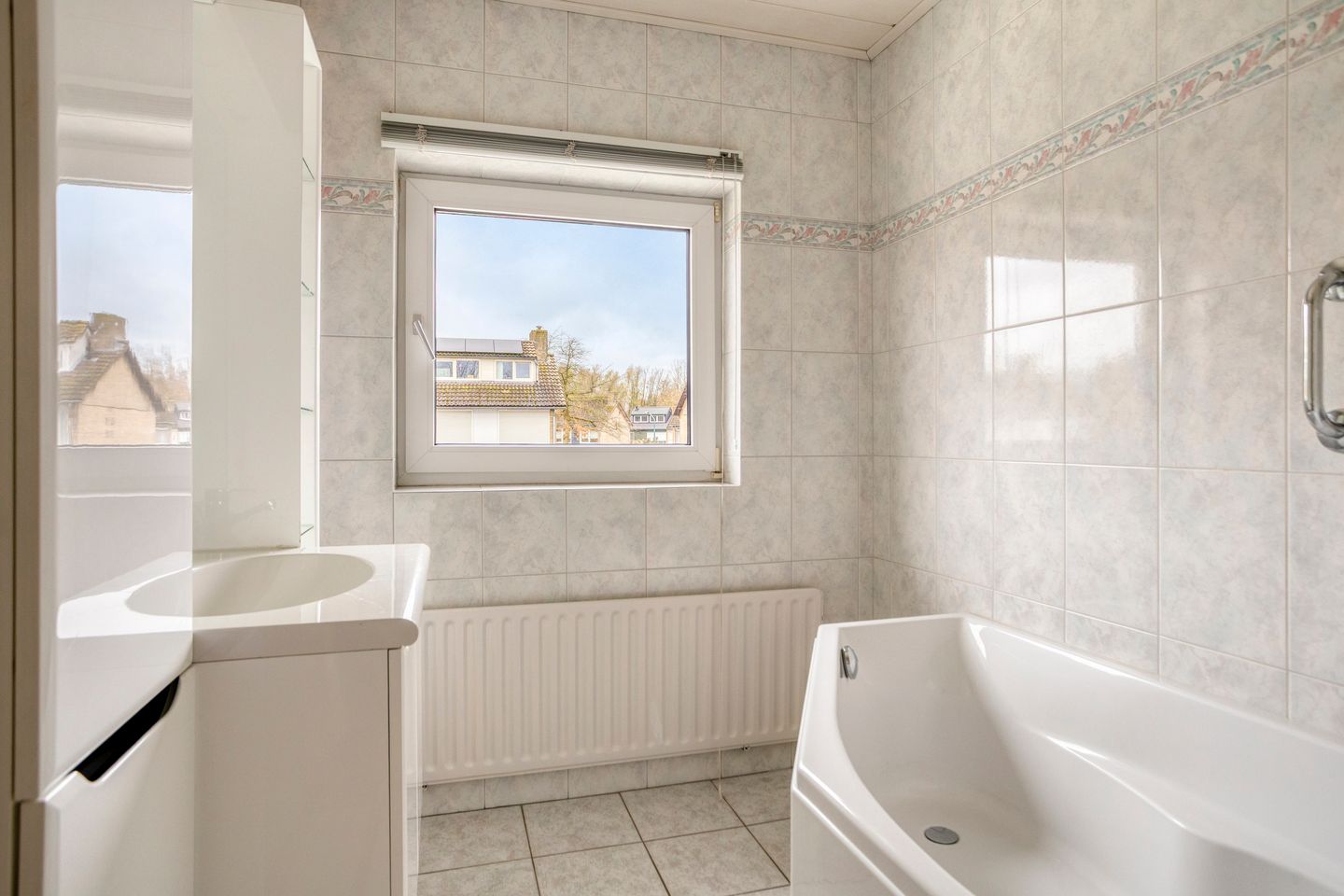 Foto 19 van Burgemeester van der Weidenlaan 35