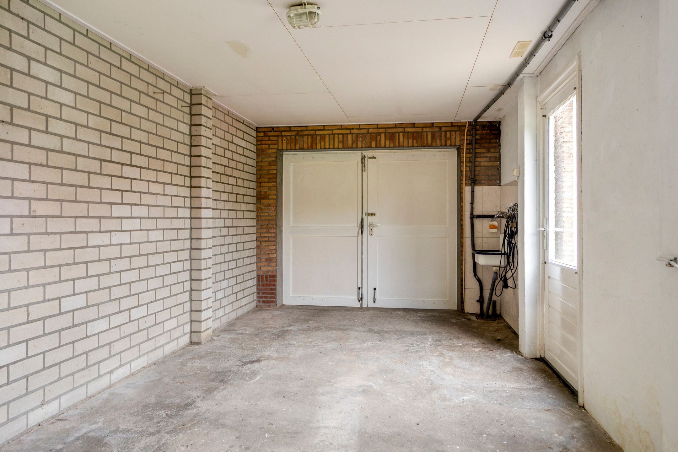 Foto 24 van Burgemeester van der Weidenlaan 35