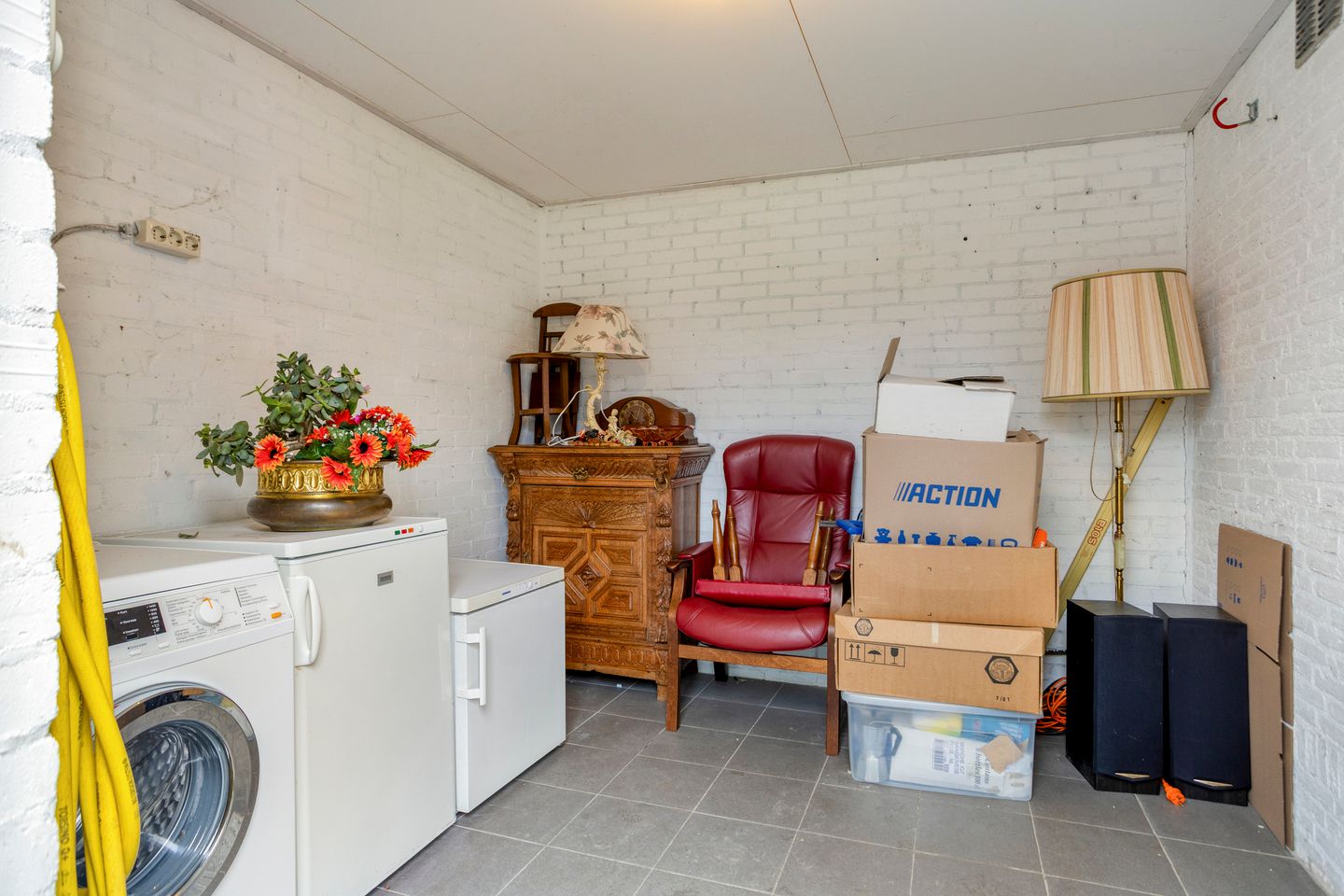 Foto 25 van Burgemeester van der Weidenlaan 35