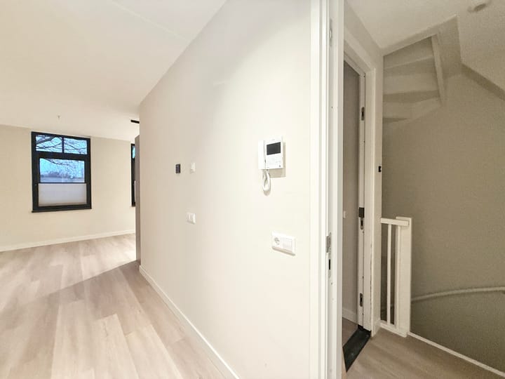 Photo 14 of Kometensingel 88-B