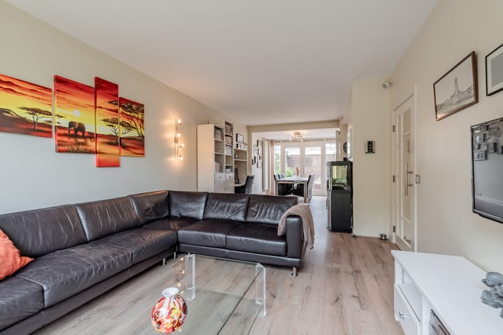 Foto 2 van Albert Schweitzerstraat 3