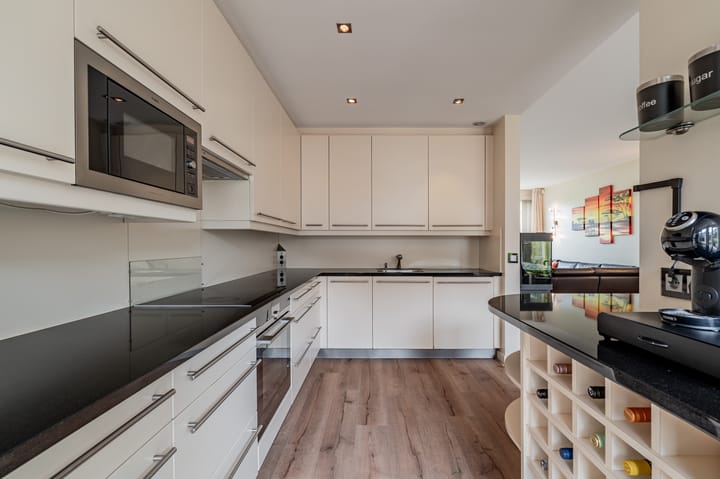 Foto 11 van Albert Schweitzerstraat 3