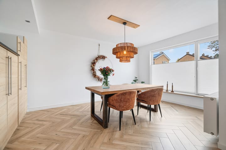 Photo 8 of Jhr. v.d. Maesenstraat 47