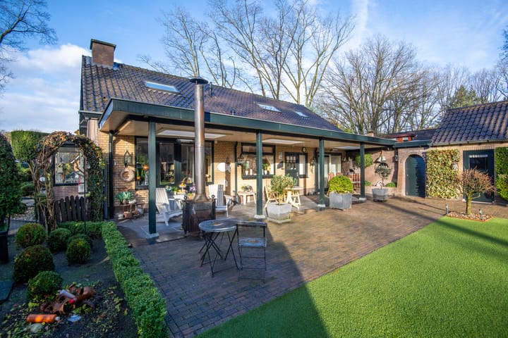 Photo 34 of Klaarwaterboslaan 16