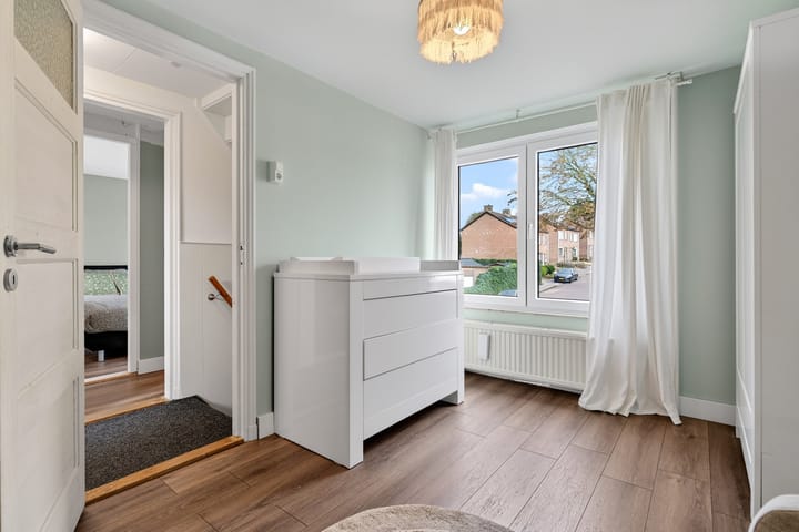 Photo 17 of Jhr. v.d. Maesenstraat 47