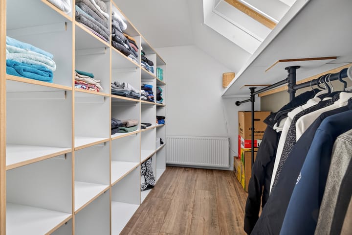 Photo 19 of Jhr. v.d. Maesenstraat 47