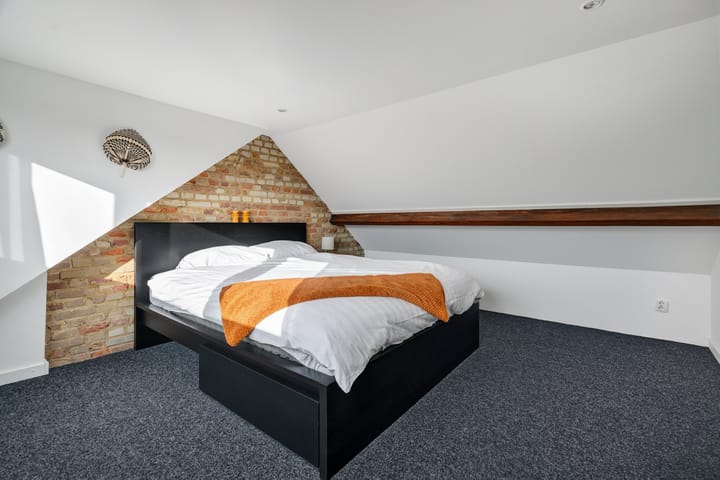 Photo 21 of Jhr. v.d. Maesenstraat 47