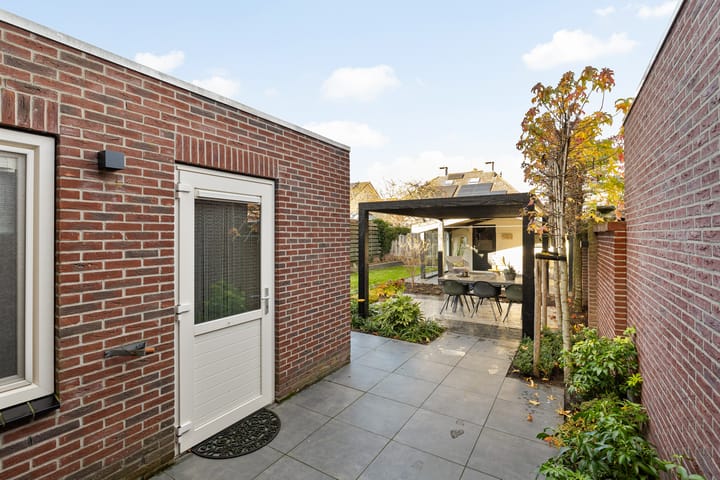 Foto 42 van Warmelo 13