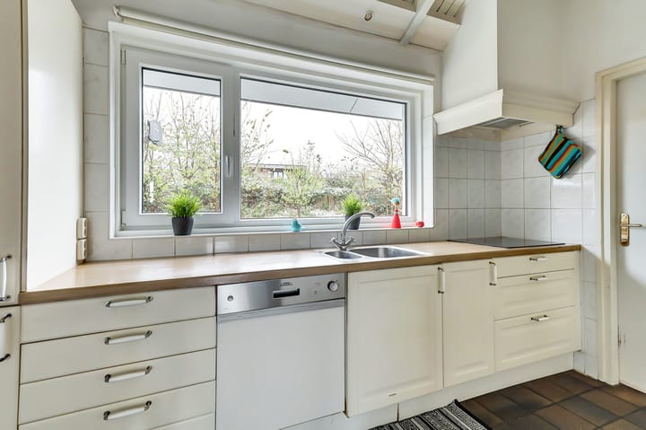 Photo 19 of Jan van Renesseweg 4