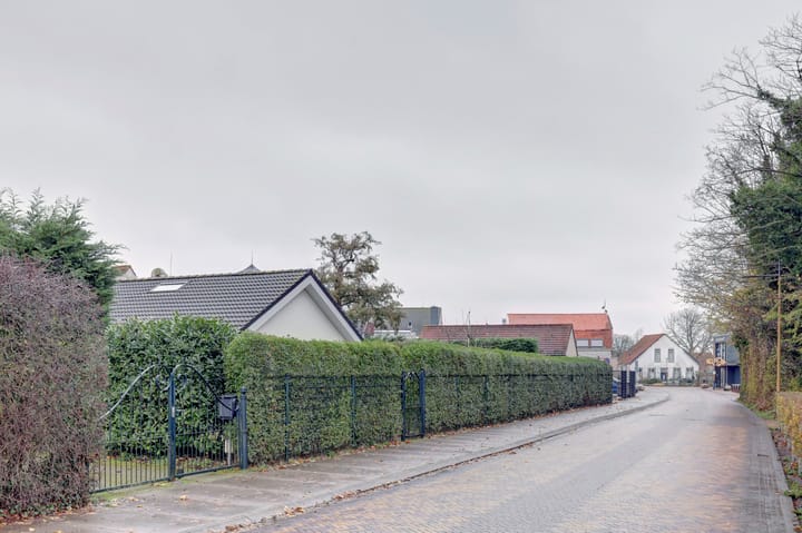 Photo 37 of Jan van Renesseweg 4