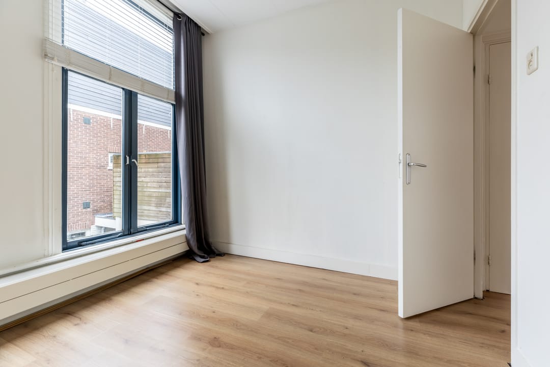 Foto 16 van Esschilderstraat 28-A