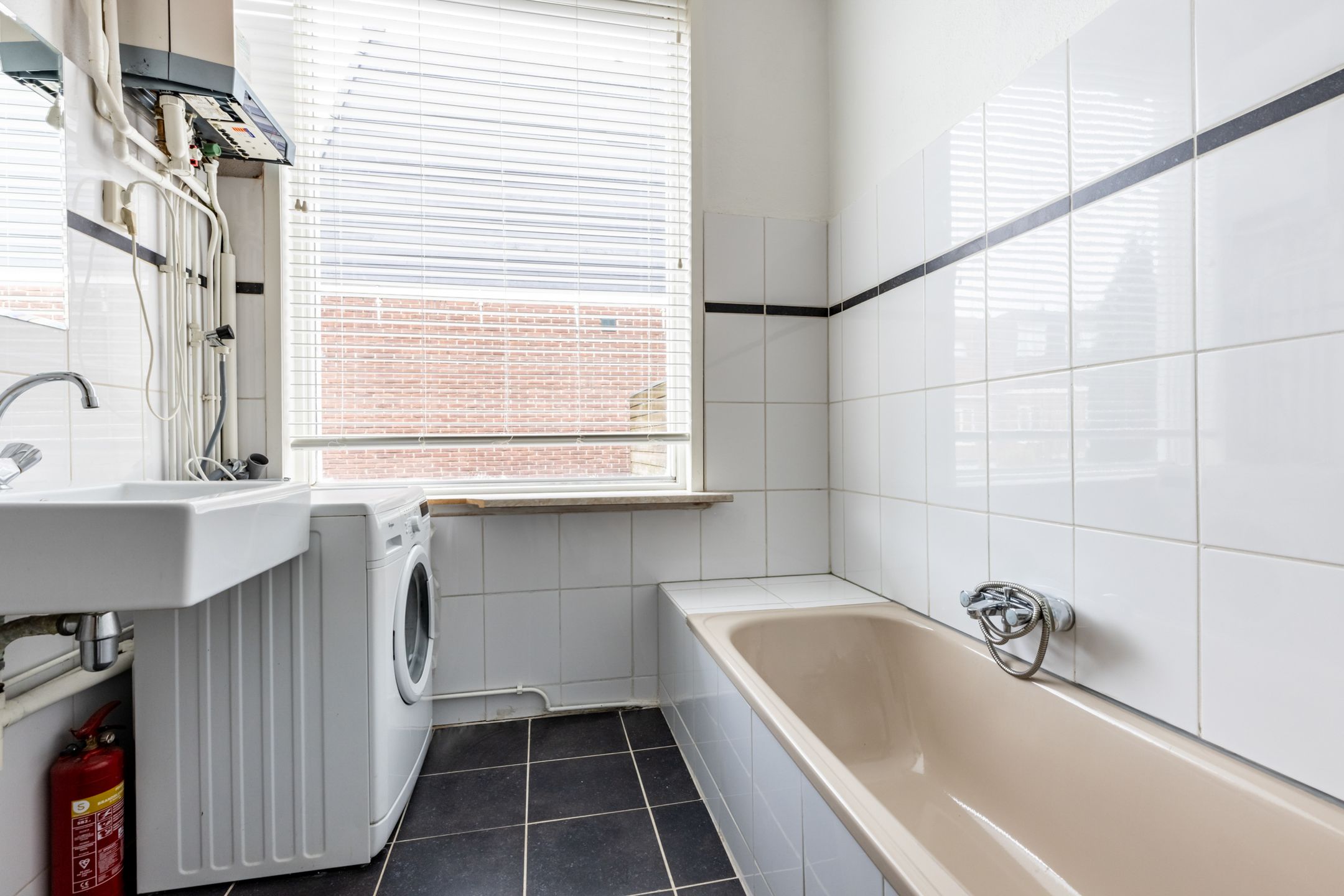 Foto 18 van Esschilderstraat 28-A