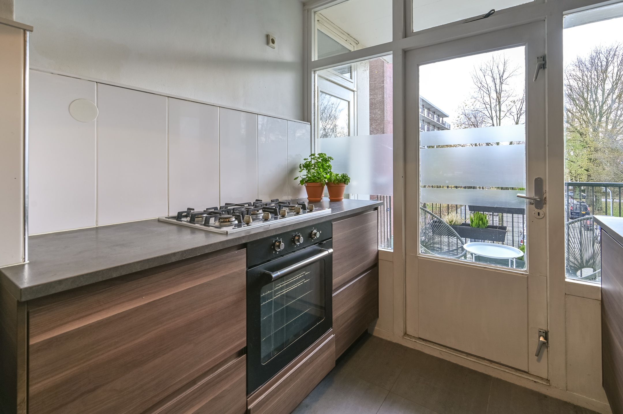 Foto 12 van Van Leeuwenhoekstraat 5-0012