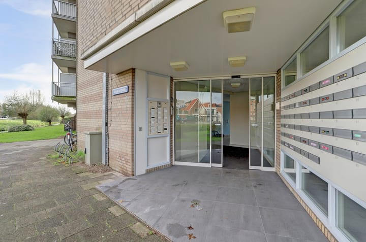 Photo 3 of Voorwaartsveld 54