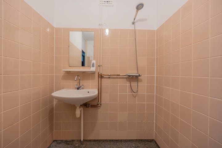 Photo 14 of Eerste Van Swindenstraat 485