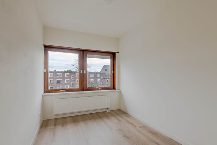 Foto 15 van Dorpsweg 61-B02