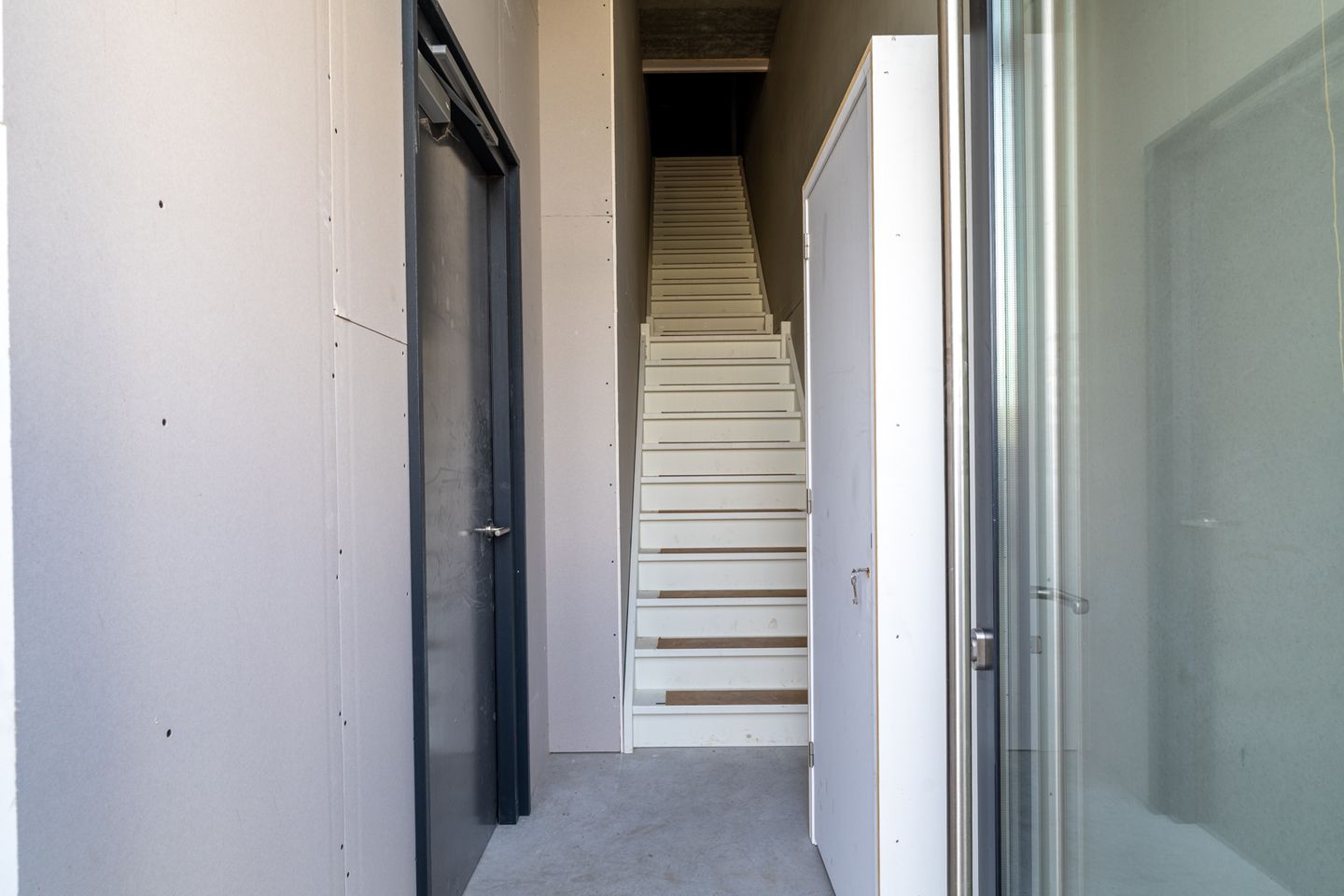 Bekijk foto 3 van Industrieweg 10-a