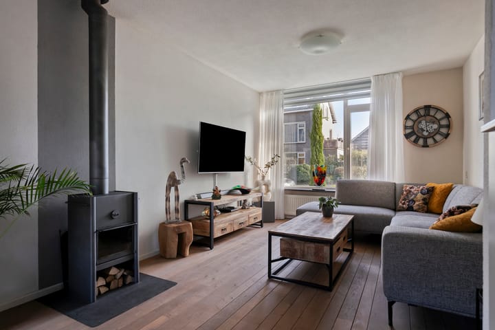 Photo 8 of Jan de Oudestraat 14