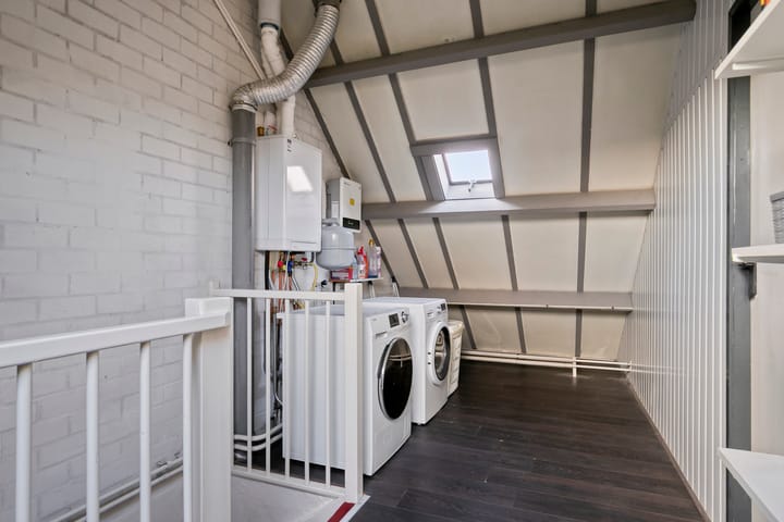 Photo 25 of Jan de Oudestraat 14