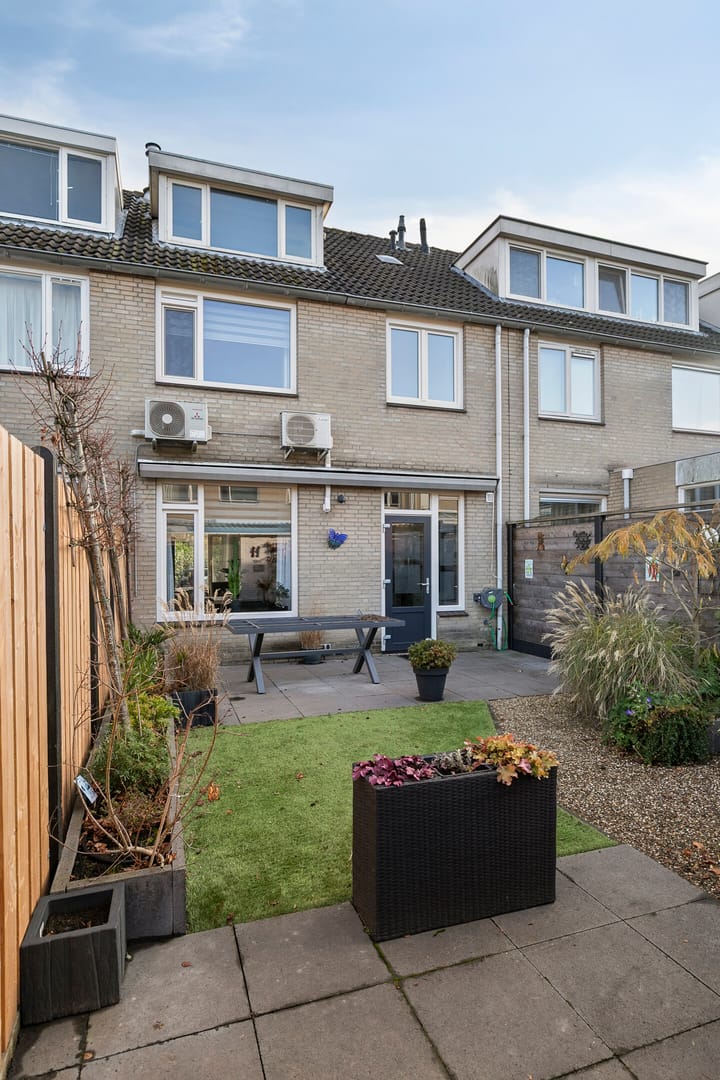 Photo 33 of Jan de Oudestraat 14